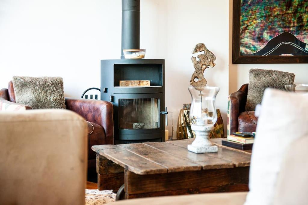 Blueberry Cottage - Lower Mill Estate Somerford Keynes ภายนอก รูปภาพ
