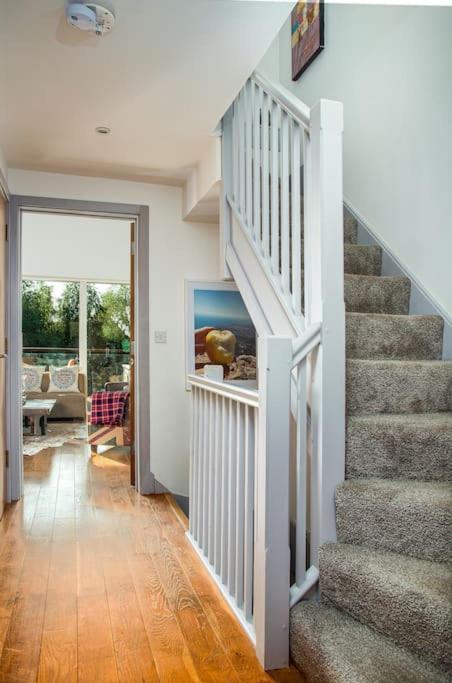 Blueberry Cottage - Lower Mill Estate Somerford Keynes ภายนอก รูปภาพ