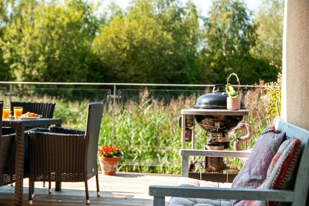 Blueberry Cottage - Lower Mill Estate Somerford Keynes ภายนอก รูปภาพ