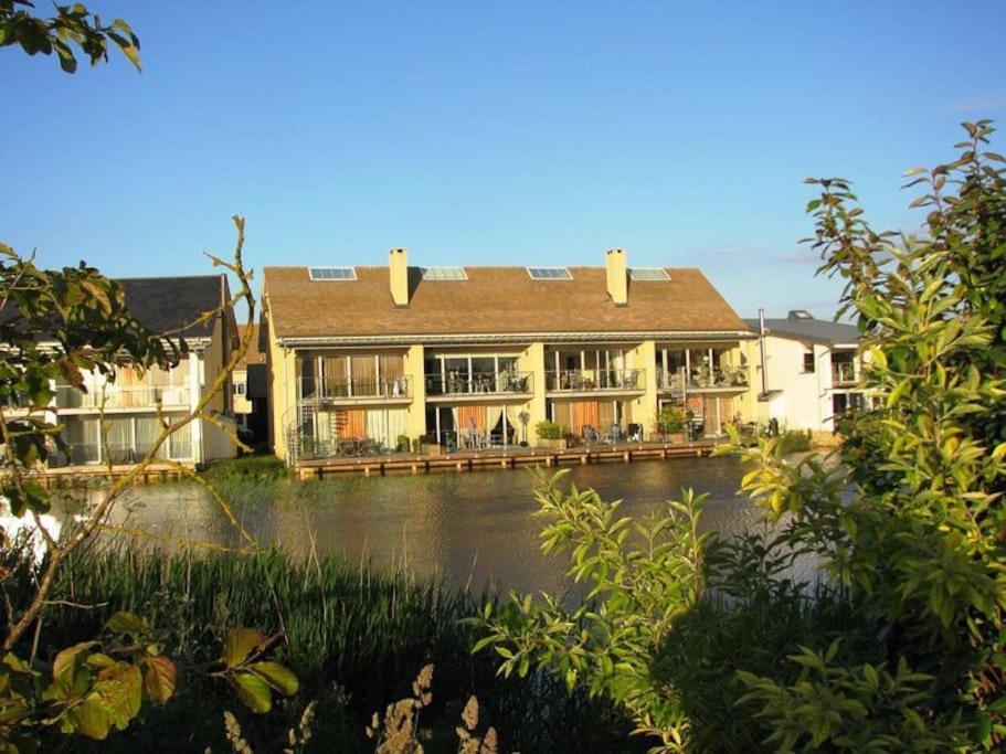 Blueberry Cottage - Lower Mill Estate Somerford Keynes ภายนอก รูปภาพ