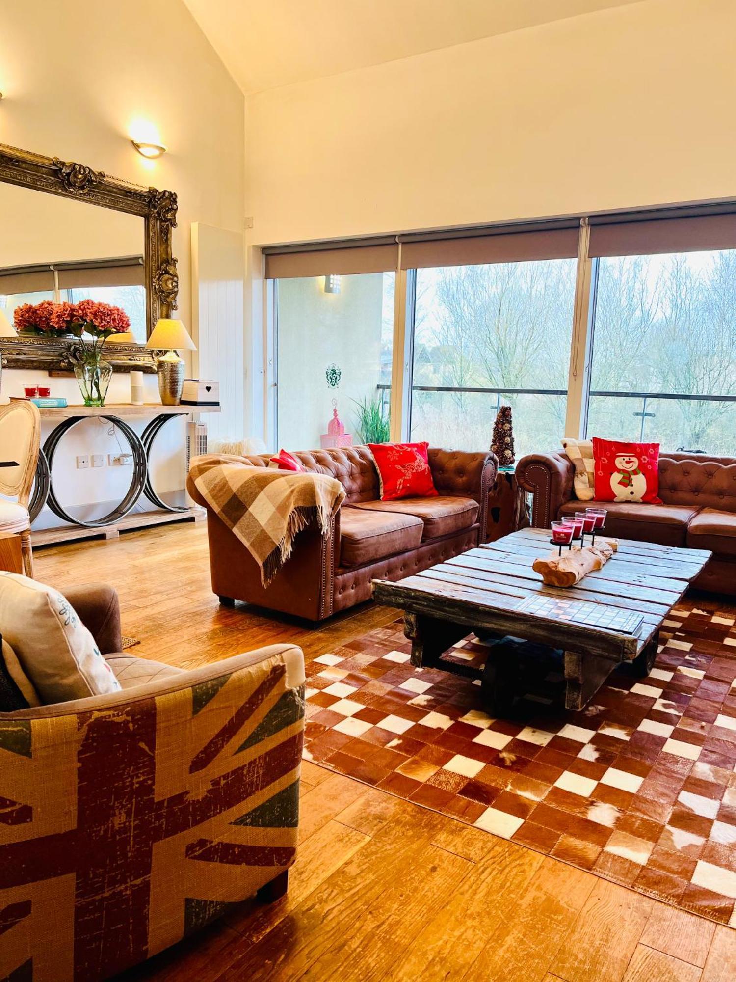Blueberry Cottage - Lower Mill Estate Somerford Keynes ภายนอก รูปภาพ